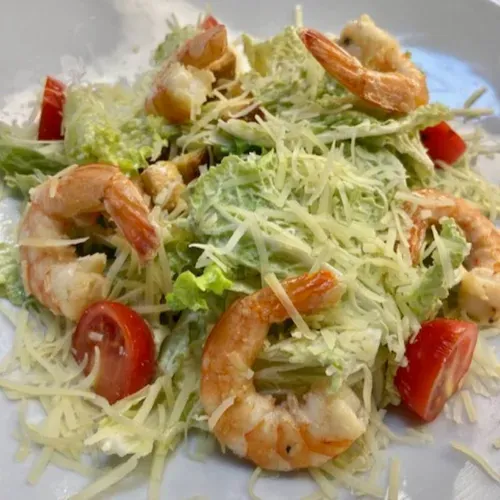 Salată “CAESAR” cu creveți