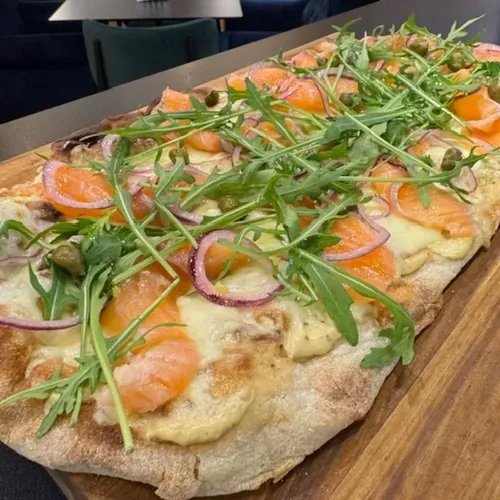 Pinsa cu somon 1/650